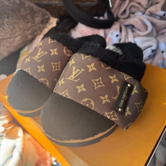 Louis Vuitton Shearling Nylon Monogram Pillow Comfort Mules - Womens - Picture 2 of 3